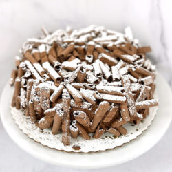 Delice flourless cake